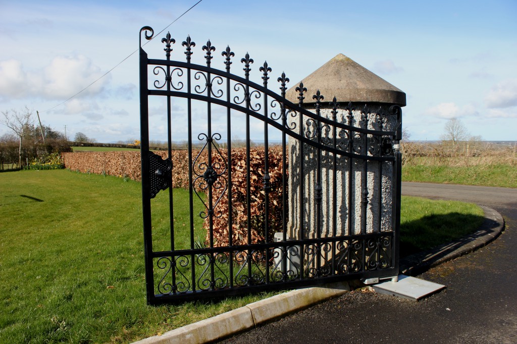 Electric gates - Ballymoney